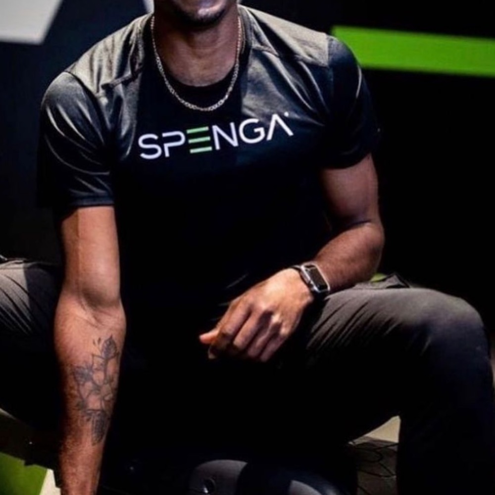 Spenga Tee